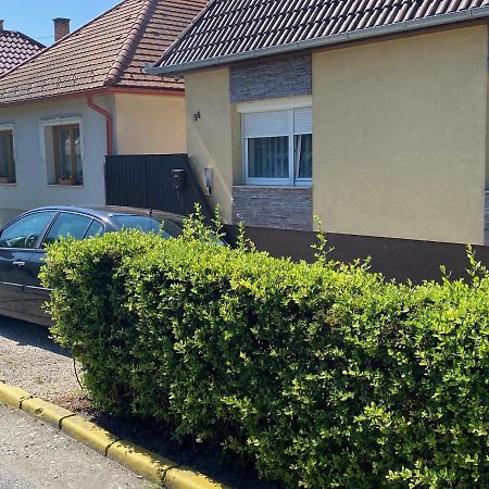 House Damado Deluxe Otteveny Exterior foto