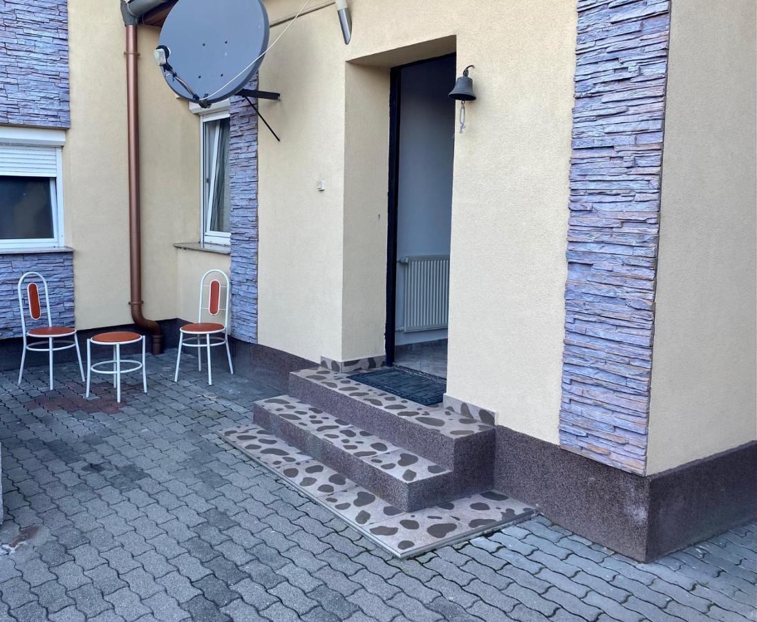 House Damado Deluxe Otteveny Exterior foto