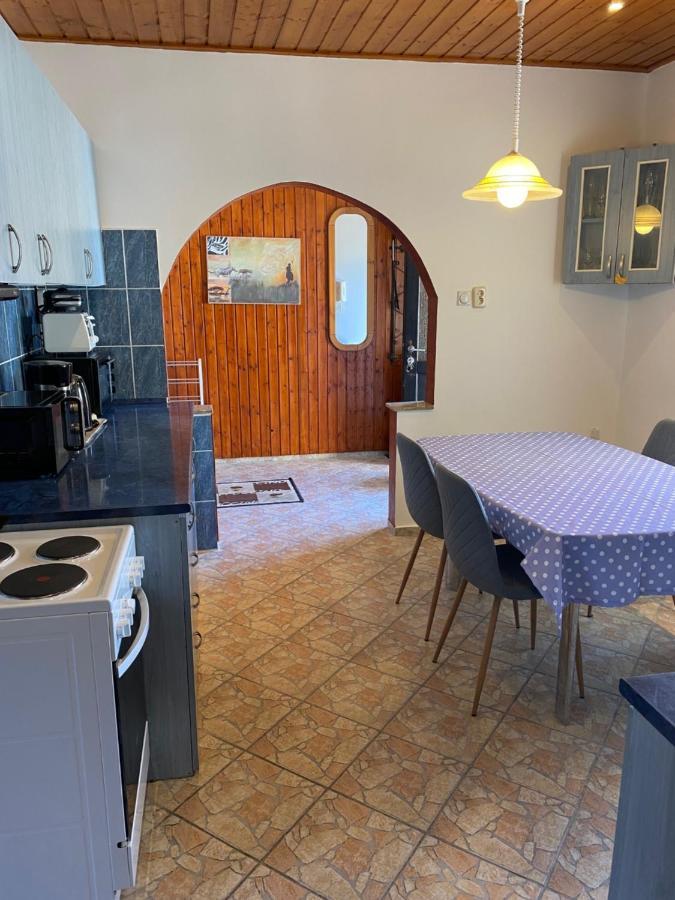House Damado Deluxe Otteveny Exterior foto
